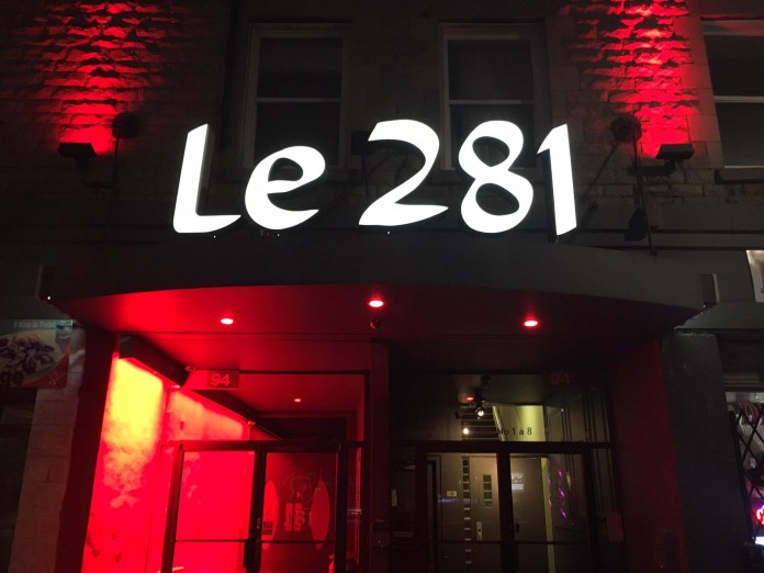281-une