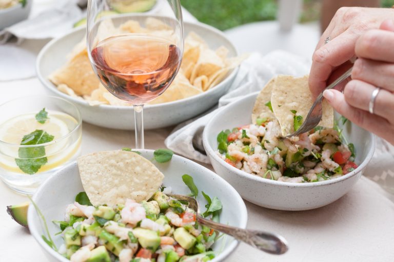 RECETTE – Ceviche de crevettes & avocat super fafa!